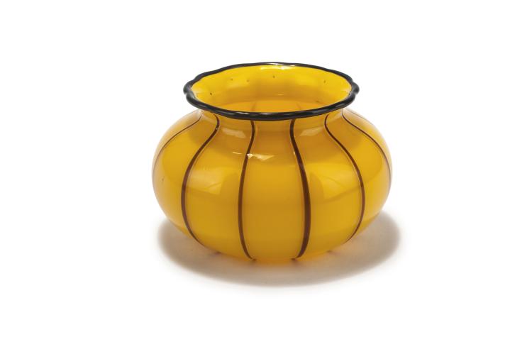 Hauptbild zu Objekt, Vase, c. 1915, L&ouml;tz Wwe., Klosterm&uuml;hle, 150B 304