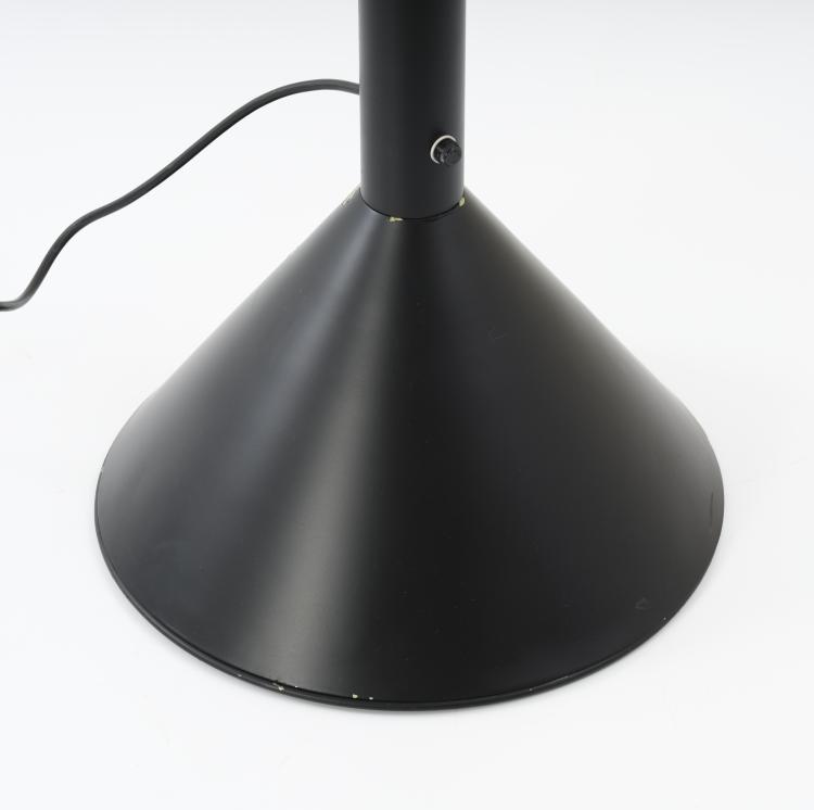 Bild 3 zu Objekt, Stehleuchte 'Callimaco', 1980, Ettore Sottsass, Artemide, Mailand, 151B 559