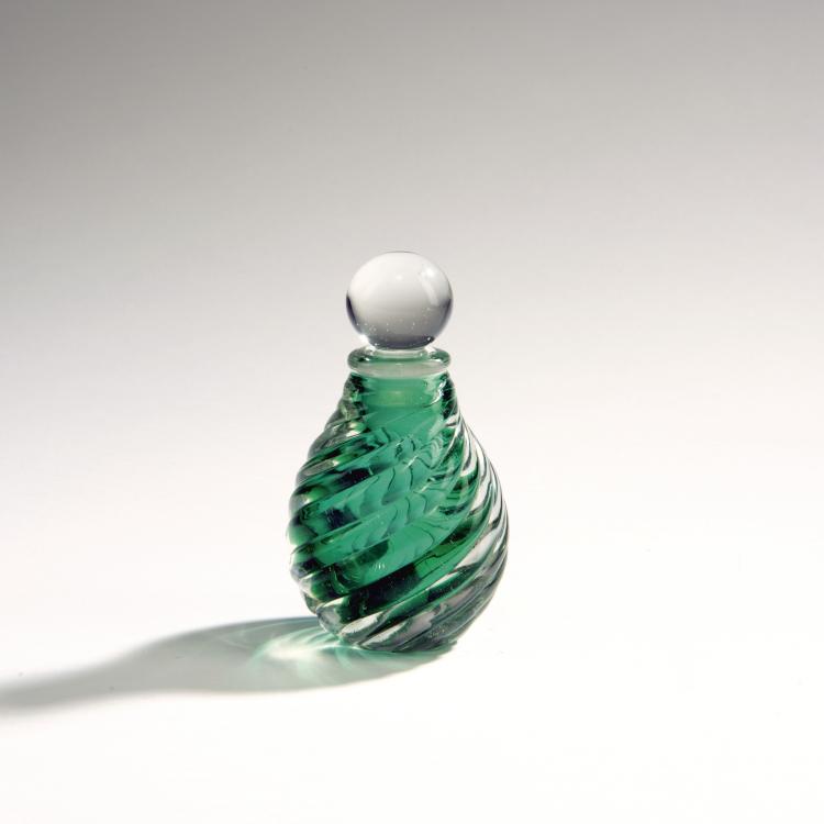 Hauptbild zu Objekt, Bottle with stopper, c. 1935, Carlo Scarpa, Venini & C., Murano, 149C 546