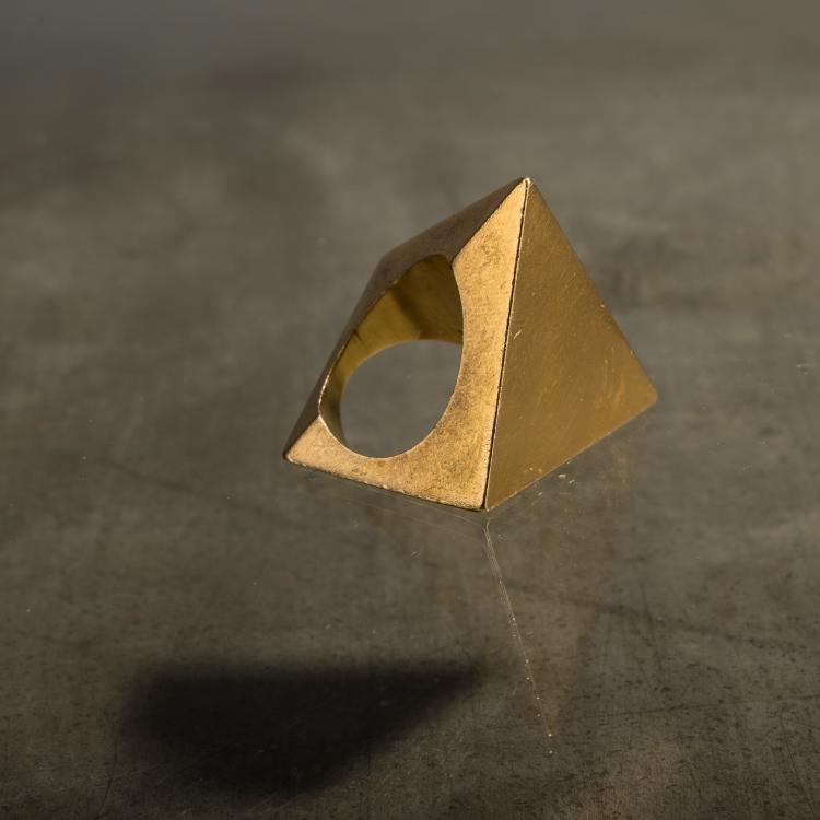 Bild 1 zu Objekt, Pyramid ring, 1990s, Francesco Pavan, 154B 243