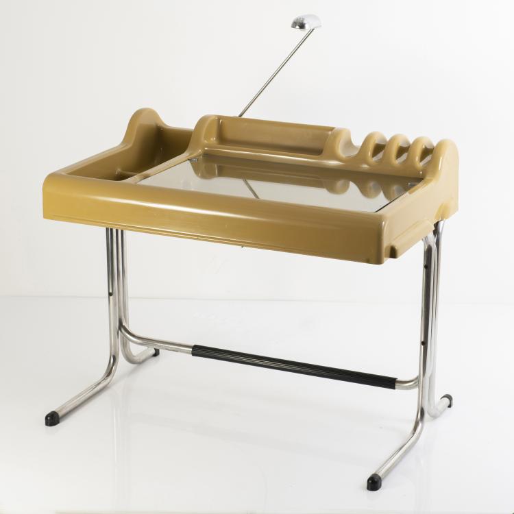 Hauptbild zu Objekt, 'Orix' writing desk, 1970, Vittorio Parigi,Nani Prina, Molteni, Giussano, 149A 202