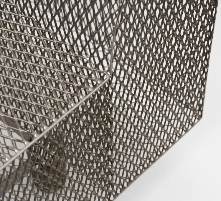 Bild 7 zu Objekt, 'How high the Moon' easy chair, 1986, Shiro Kuramata, Vitra Design, Weil am Rhein, 151B 582