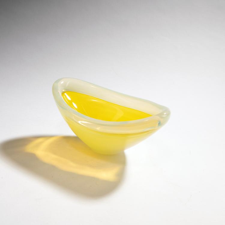 Bild 1 zu Objekt, 'Giallo opalo' vase, c. 1956, Flavio Poli, Seguso Vetri D'Arte, 149C 690
