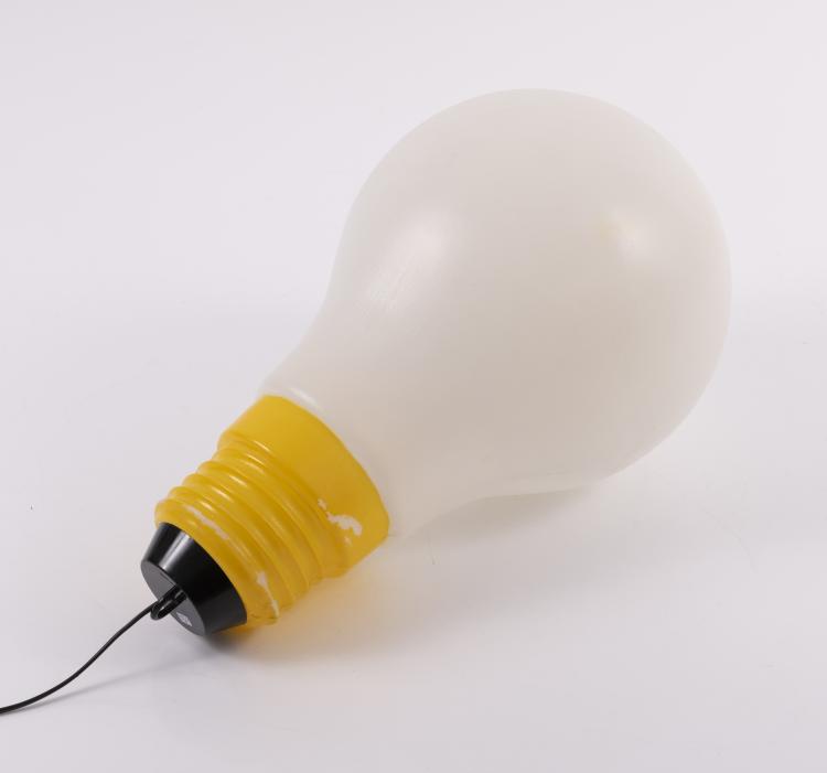 Bild 1 zu Objekt, 'Bulb Bulb' hanging / floor light , 1966, Ingo Maurer, Design M Ingo Maurer, USA, 151A 119