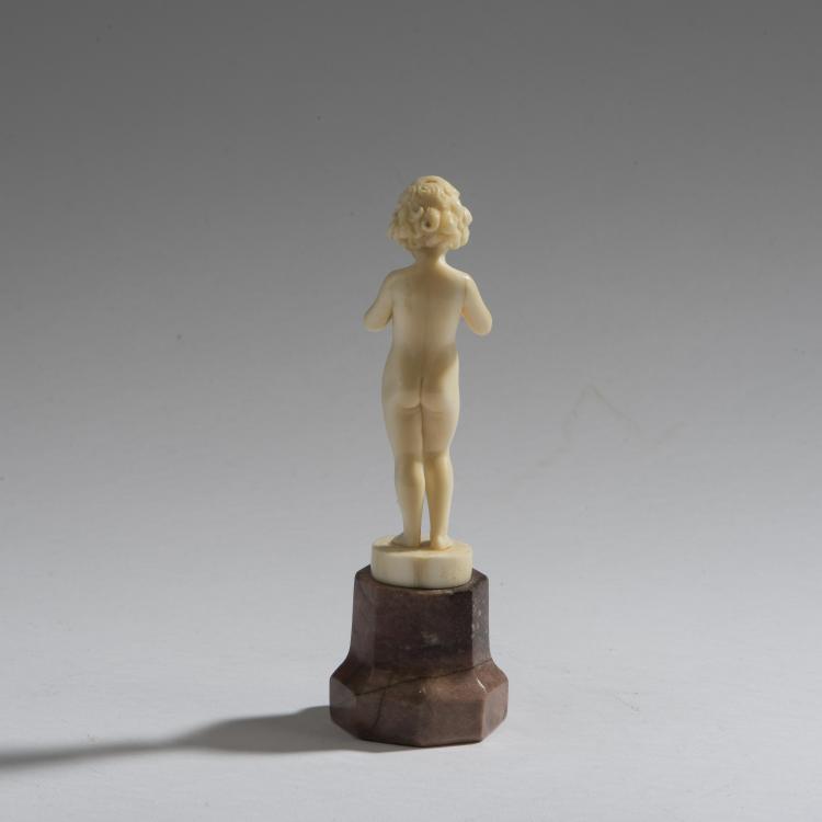 Bild 3 zu Objekt, 'Girl with small case', before 1914, Ferdinand Preiss, 150B 367