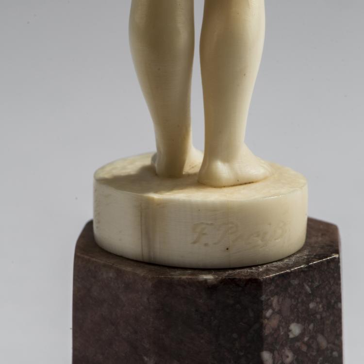 Bild 4 zu Objekt, 'Girl with small case', before 1914, Ferdinand Preiss, 150B 367