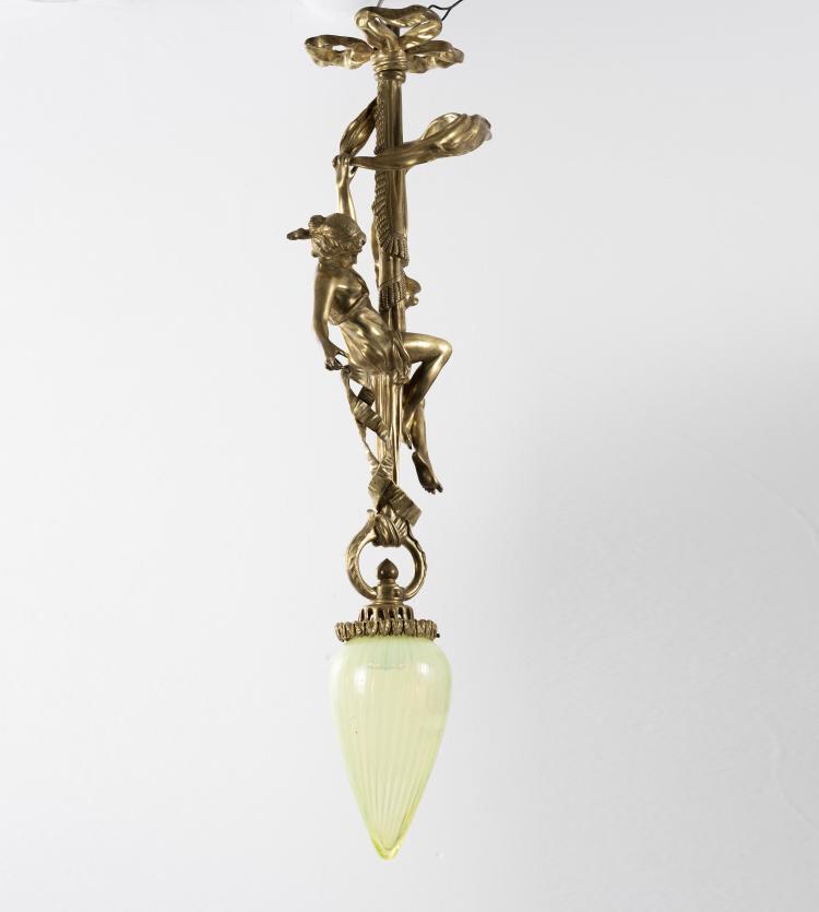Bild 1 zu Objekt, Deckenleuchte mit Akrobatin, um 1900, Frankreich, 150B 409