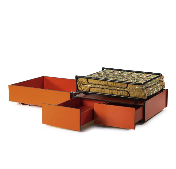 Bild 4 zu Objekt, Sofatisch / Kommode / G&auml;stebett, um 1965, Sabot, Mari, Manzano Udine, 149A 178