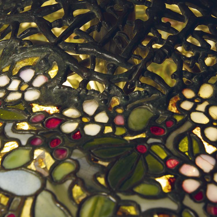 Bild 8 zu Objekt, 'Apple Blossom' table light, c. 1904, Louis C. Tiffany, Tiffany Studios, New York, 150B 325