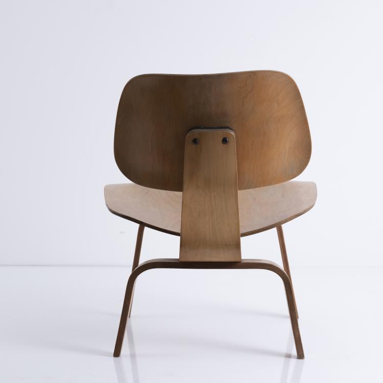 Bild 3 zu Objekt, Fr&uuml;her Sessel 'LCW' - 'Lounge Chair Wood', 1945/46, Evans Products, Gardena; Herman Miller, Zeeland., 149B 313