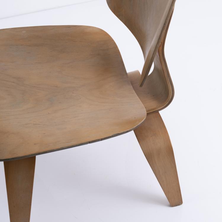 Bild 7 zu Objekt, Fr&uuml;her Sessel 'LCW' - 'Lounge Chair Wood', 1945/46, Evans Products, Gardena; Herman Miller, Zeeland., 149B 313