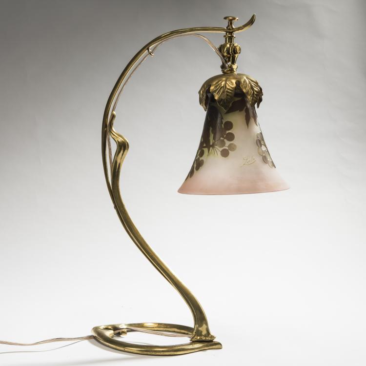 Bild 1 zu Objekt, 'Ombelles' table light, 1902-04, Gall&eacute;, Emile, Nancy, 150B 181