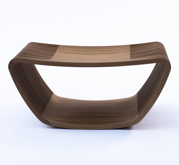Bild 2 zu Objekt, Stool / side table 'Hula', 2000, Edward Barber,Jay Osgerby, Cappellini, Mailand, 151B 604