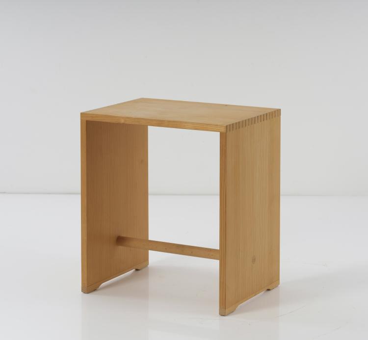Hauptbild zu Objekt, 'Ulm stool', 1953, Max Bill,Hans Gugelot,Paul Hildinger, Kriens-Werkstatt f&uuml;r Behinderte, und M&ouml;belfabrik, Muotathal f&uuml;r Wohnbedarf AG Z&uuml;rich, 151B 310