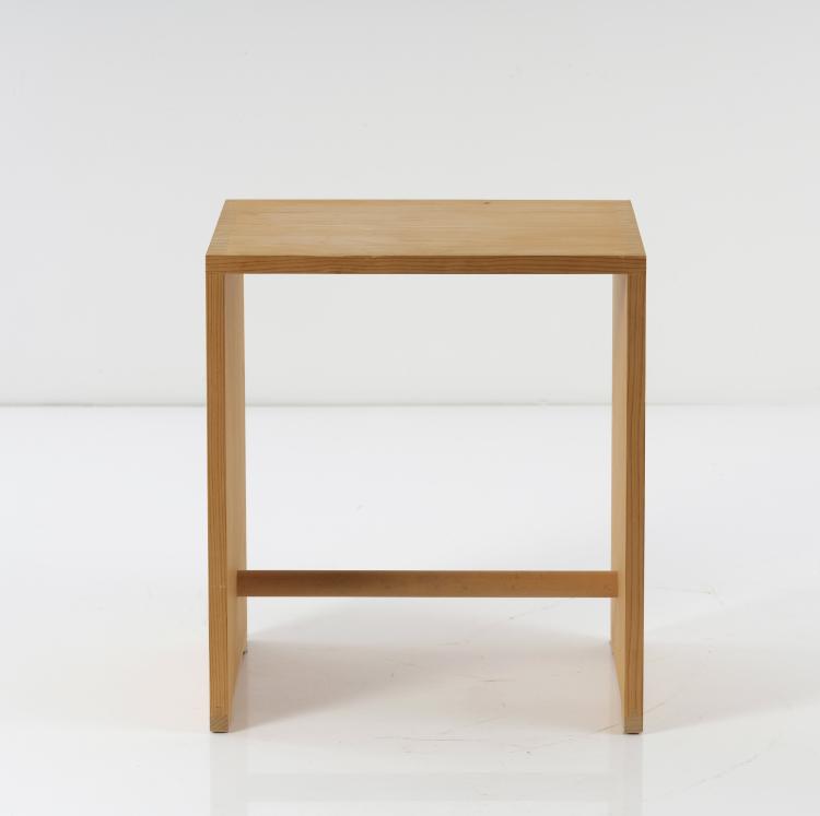 Bild 1 zu Objekt, 'Ulm stool', 1953, Max Bill,Hans Gugelot,Paul Hildinger, Kriens-Werkstatt f&uuml;r Behinderte, und M&ouml;belfabrik, Muotathal f&uuml;r Wohnbedarf AG Z&uuml;rich, 151B 310
