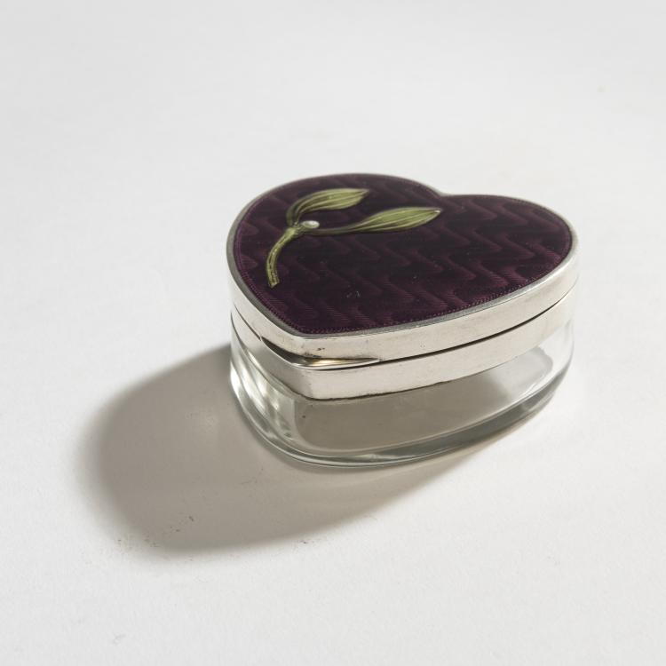 Bild 1 zu Objekt, Heart-shaped box 'Mistletoe', c. 1900, Scheid, G.A., Wien, 150B 477