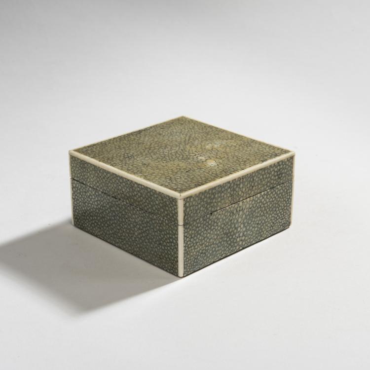 Hauptbild zu Objekt, Galuchat Jewellery Case, 1920s, Vickery, J. C., London, 150B 631