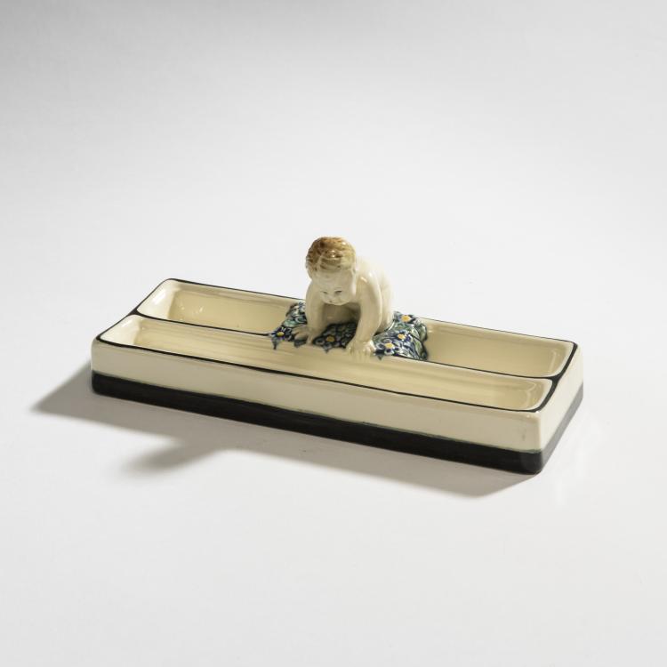 Bild 1 zu Objekt, Pen case, 1911, Wilhelm S&uuml;s, Karlsruhe, Majolikamanufaktur, 150B 513