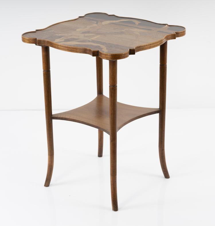 Bild 3 zu Objekt, Side table 'Perroquets et &eacute;pis de mais', 1886, Gall&eacute;, Emile, Nancy, 150B 619