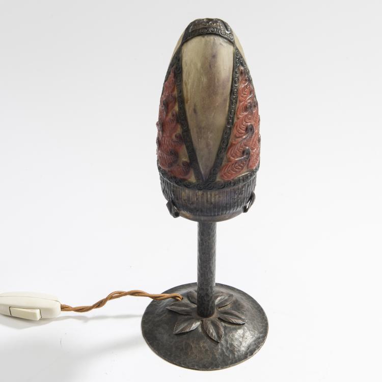 Bild 1 zu Objekt, Kleine Tischleuchte 'Feuilles', 1923, Gabriel Argy-Rousseau, Argy-Rousseau, Gabriel, Paris, 150B 102