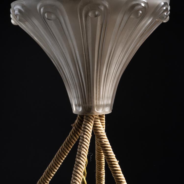Bild 3 zu Objekt, Deckenleuchte 'Dahlias', 1921, Ren&eacute; Lalique, Lalique, Ren&eacute;, Wingen-sur-Moder, 150A 19