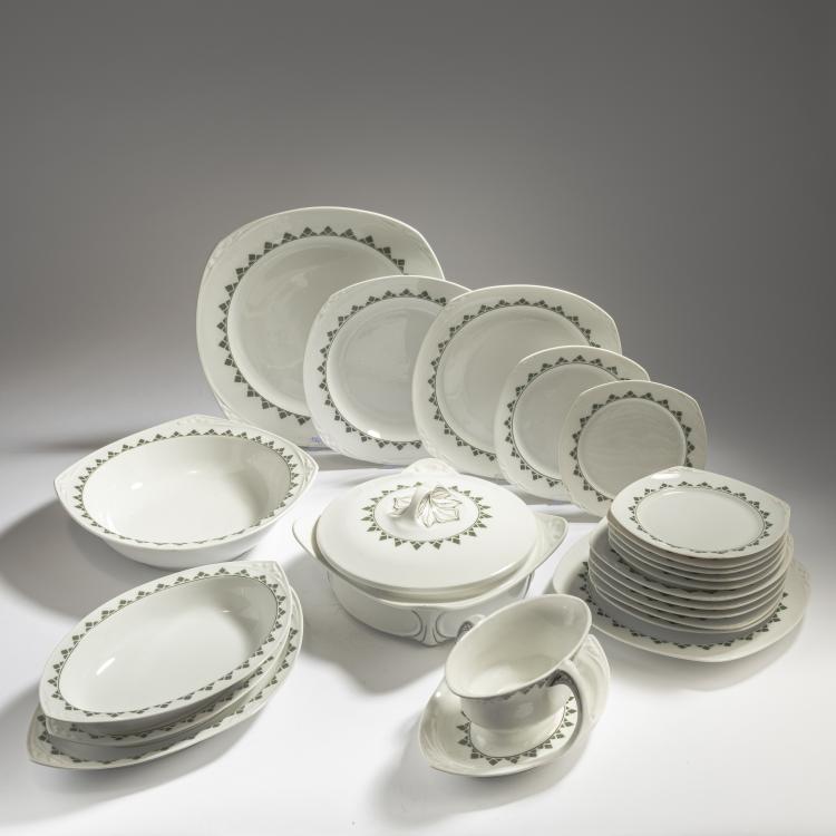 Hauptbild zu Objekt, Service 'Eckform', um 1905, Selle, Ferdinand, Burgau, 150B 544