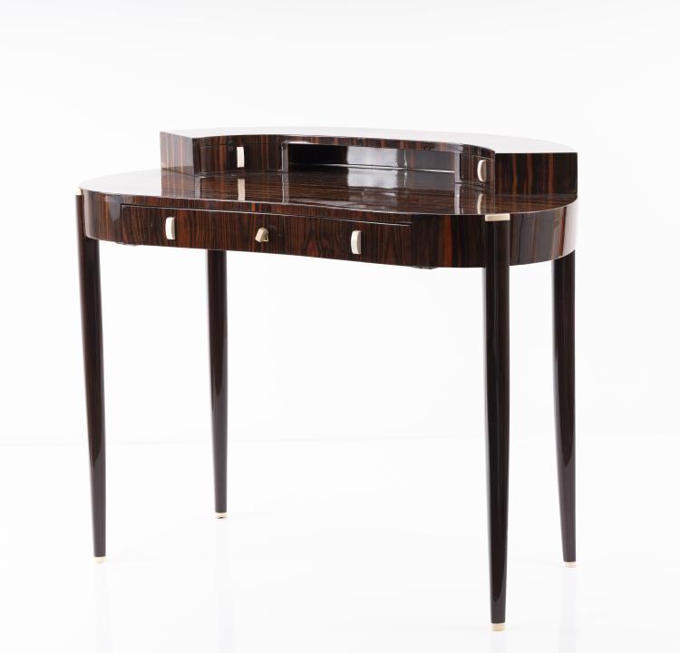 Bild 1 zu Objekt, Kleiner Schreibtisch, um 1925, Frankreich, 150B 617