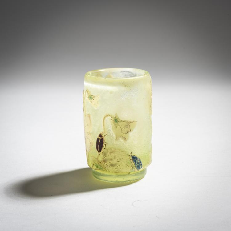 Bild 2 zu Objekt, Vase mit K&auml;fern, um 1898, Gall&eacute;, Emile, Nancy, 153B 204