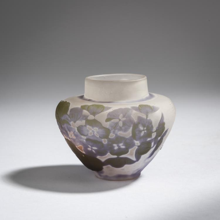 Hauptbild zu Objekt, Vase 'Hortensias', 1905-08, Gall&eacute;, Etablissements, Nancy, 153B 213
