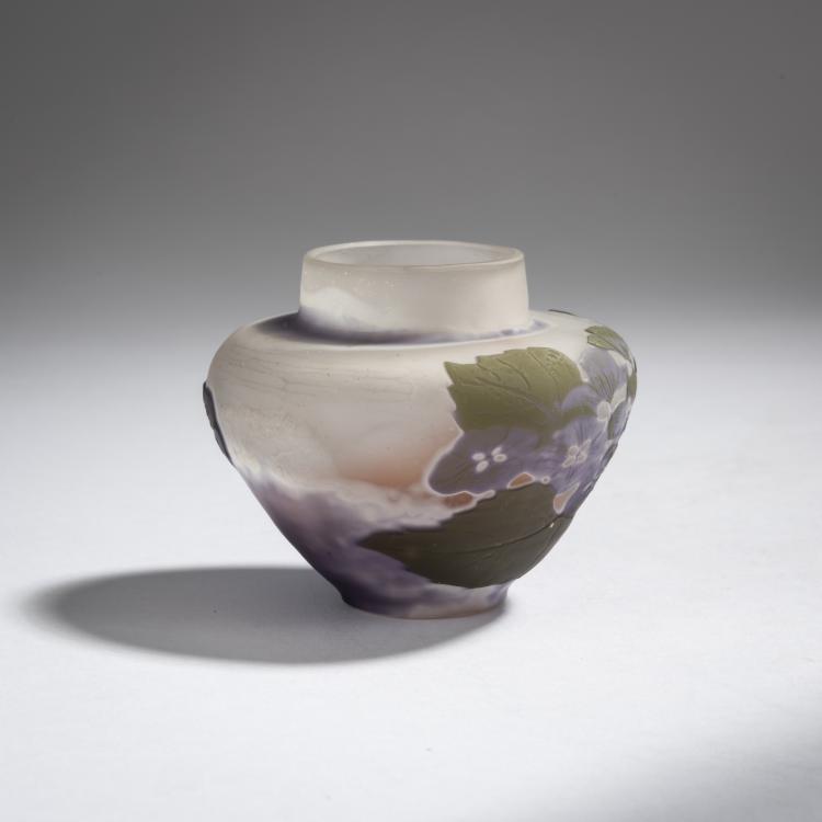 Bild 1 zu Objekt, Vase 'Hortensias', 1905-08, Gall&eacute;, Etablissements, Nancy, 153B 213