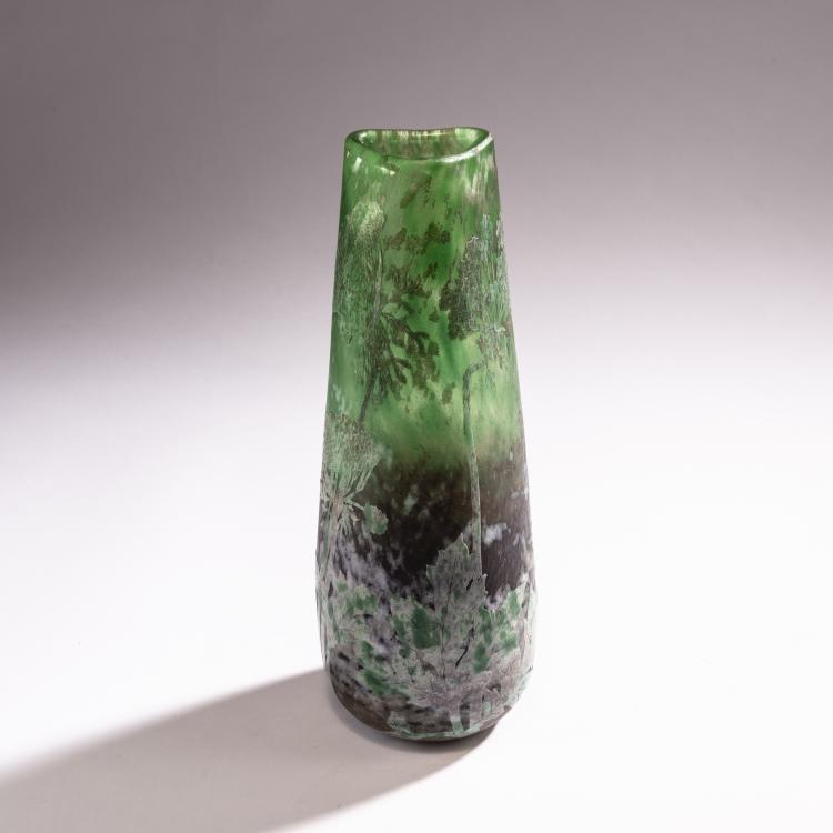 Hauptbild zu Objekt, Vase 'Ombelles, P&acirc;te grise', c. 1902, Henri Berg&eacute;, Daum Fr&egrave;res, Nancy, 150B 130