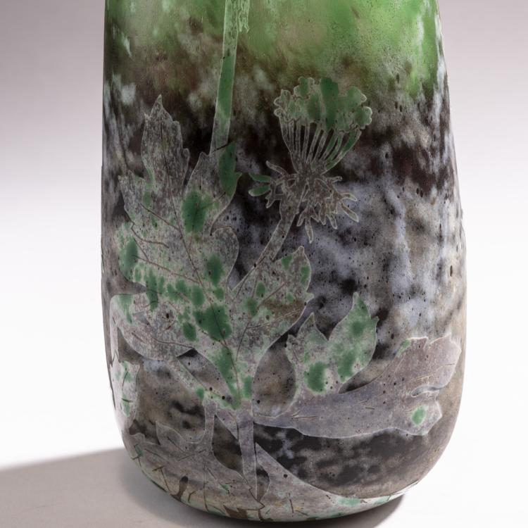 Bild 2 zu Objekt, Vase 'Ombelles, P&acirc;te grise', c. 1902, Henri Berg&eacute;, Daum Fr&egrave;res, Nancy, 150B 130