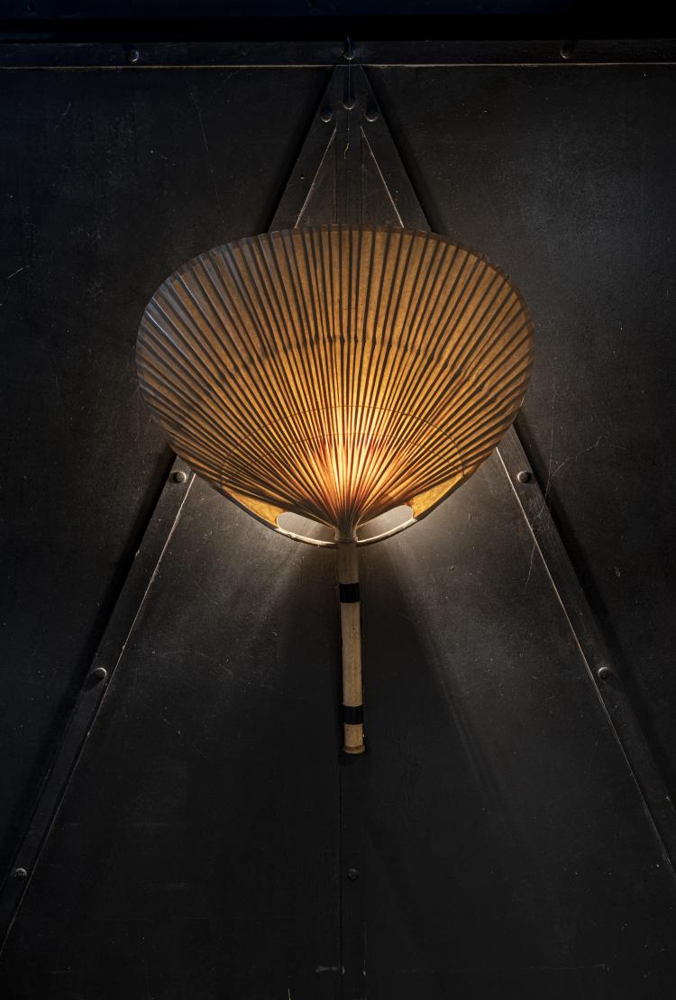 Bild 4 zu Objekt, Wall light 'Uchiwa III', 1973, Ingo Maurer, Design M Ingo Maurer, M&uuml;nchen, 151A 124