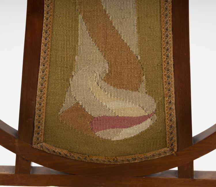 Bild 2 zu Objekt, Armlehnstuhl mit Bezug f&uuml;r den 'Holl&auml;nd'schen Stuhl' von Henry van de Velde, 1898, Henry van de Velde, Scherrebek, Kunstwebschule, 150B 628