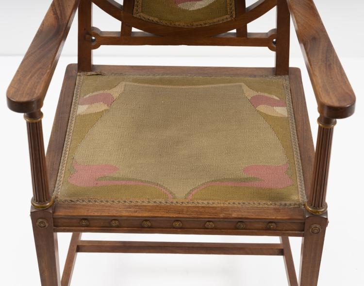 Bild 12 zu Objekt, Armlehnstuhl mit Bezug f&uuml;r den 'Holl&auml;nd'schen Stuhl' von Henry van de Velde, 1898, Henry van de Velde, Scherrebek, Kunstwebschule, 150B 628