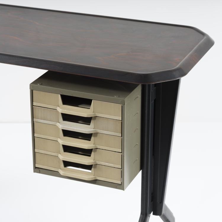 Bild 2 zu Objekt, 'Arco' typewriter desk, 1963, Studio B.B.P.R., Olivetti, Ivrea, 155A 124