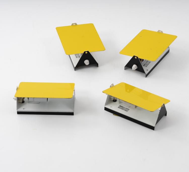 Bild 1 zu Objekt, Set of four wall lights 'CP-1', 1963, Charlotte Perriand, Steph Simon, Paris, 151B 416