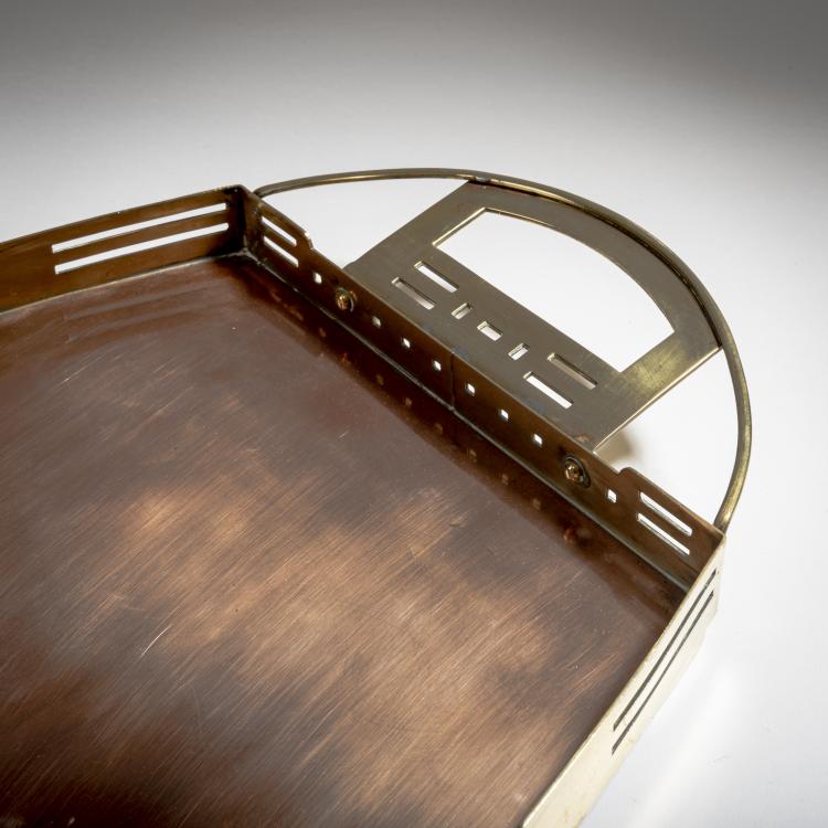 Bild 1 zu Objekt, Tablett, um 1900, Gustave Serrurier-Bovy, Serrurier-Bovy, Gustave, 150B 428