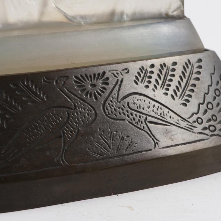 Bild 9 zu Objekt, 'Suzanne' table light, 1925, Ren&eacute; Lalique, Lalique, Ren&eacute;, Wingen-sur-Moder, 150A 36