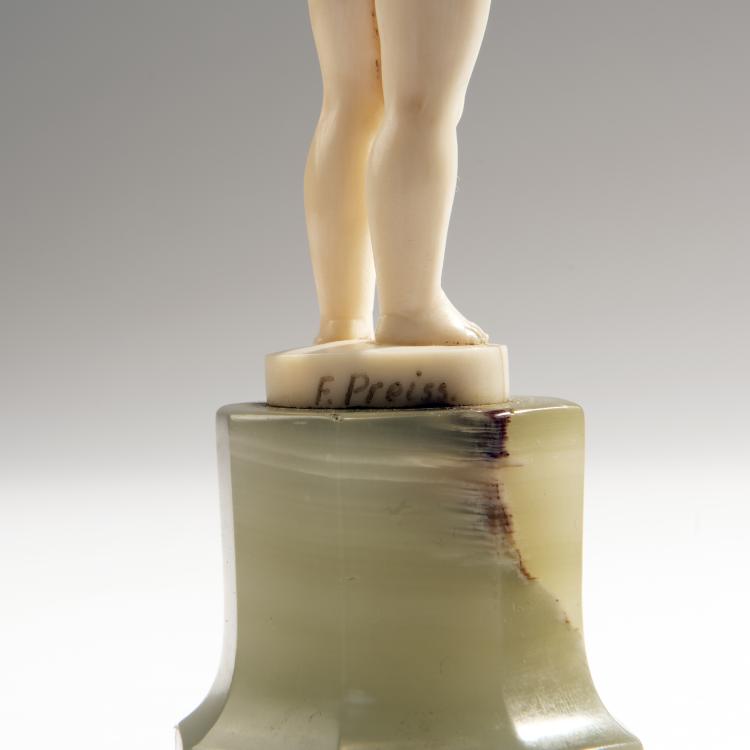 Bild 1 zu Objekt, 'Girl with Small Case' and 'Boy with Trumpet', pre-1914, Ferdinand Preiss, 150B 368