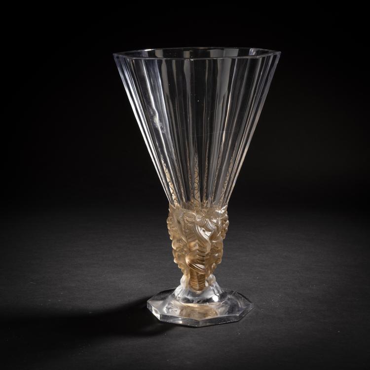 Bild 1 zu Objekt, Vase 'Faune', 1931, Ren&eacute; Lalique, Lalique, Ren&eacute;, Wingen-sur-Moder, 150A 72