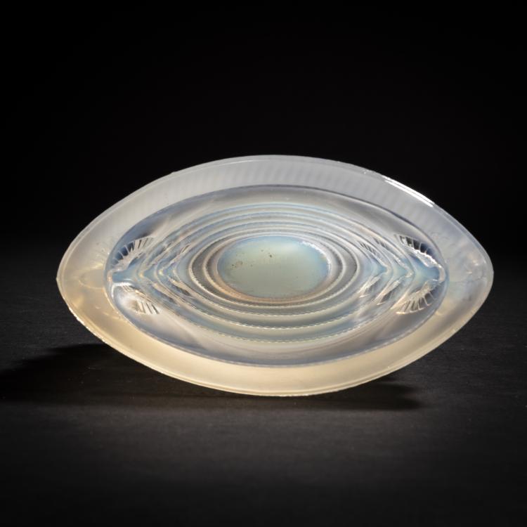 Bild 3 zu Objekt, Vase 'Saint-Marc', 1939, Ren&eacute; Lalique, Lalique, Ren&eacute;, Wingen-sur-Moder, 150A 92