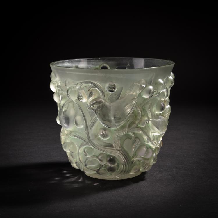 Hauptbild zu Objekt, 'Avallon' vase, 1927, Ren&eacute; Lalique, Lalique, Ren&eacute;, Wingen-sur-Moder, 150A 49