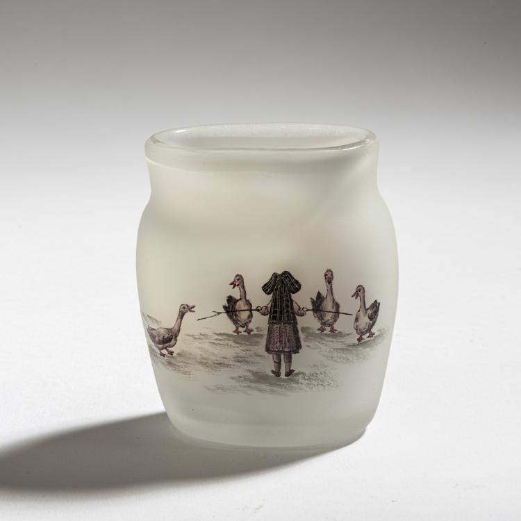 Hauptbild zu Objekt, Vase 'La petite Gardeuse d&rsquo;oies' (The Goose Girl), 1898, Daum Fr&egrave;res, Nancy, 150B 119