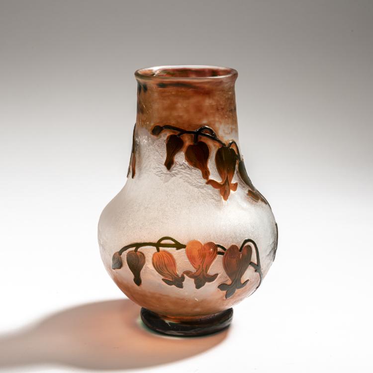 Bild 2 zu Objekt, Martel&eacute; Vase 'Coeur de Jeanette', c. 1898, Daum Fr&egrave;res, Nancy, 150B 121