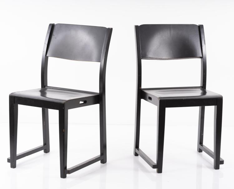 Bild 1 zu Objekt, Set of eight stacking chairs 'Orkesterstolen', 1932, Sven Markelius, Svenska M&ouml;belfabrikerna, Bodafors, 151B 270