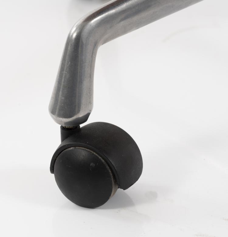 Bild 2 zu Objekt, 'Time-Life Executive Desk Chair', 1960, Charles Eames,Ray Eames, Miller, Herman, Zeeland, 151B 403