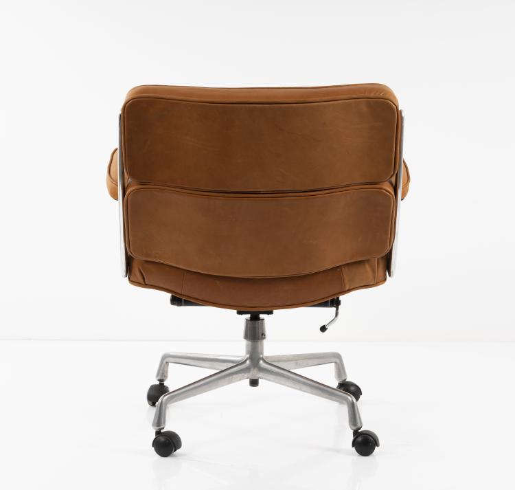 Bild 11 zu Objekt, 'Time-Life Executive Desk Chair', 1960, Charles Eames,Ray Eames, Miller, Herman, Zeeland, 151B 403
