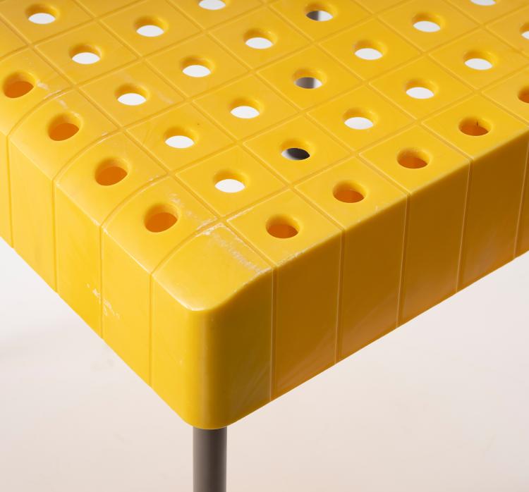 Bild 4 zu Objekt, Set of two 'Box' chairs, 1971, Enzo Mari, Anonima Castelli, Bologna, 152A 270