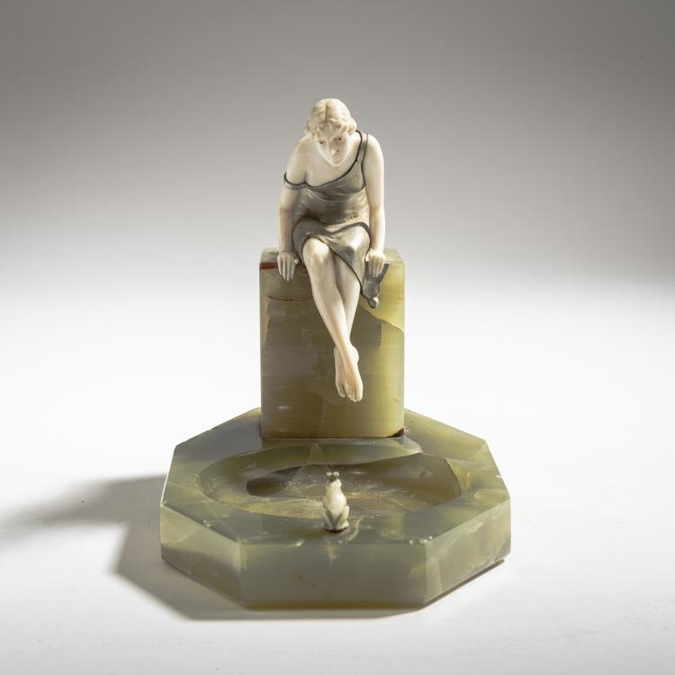 Bild 1 zu Objekt, Small bowl 'Frog Prince', c. 1920, Ferdinand Preiss, 150B 370